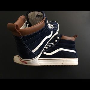 Vans Scotchgard All weather MTE blue shoes.